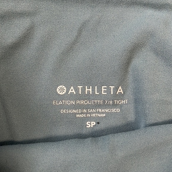 Athleta Elation Pirpuette 7/8 Tight - Picture 2 of 6